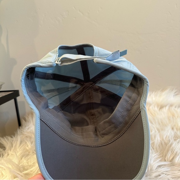 Adidas hat - Picture 2 of 5